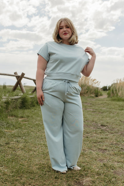 THE ALEENA WIDE LEG BLUE SET