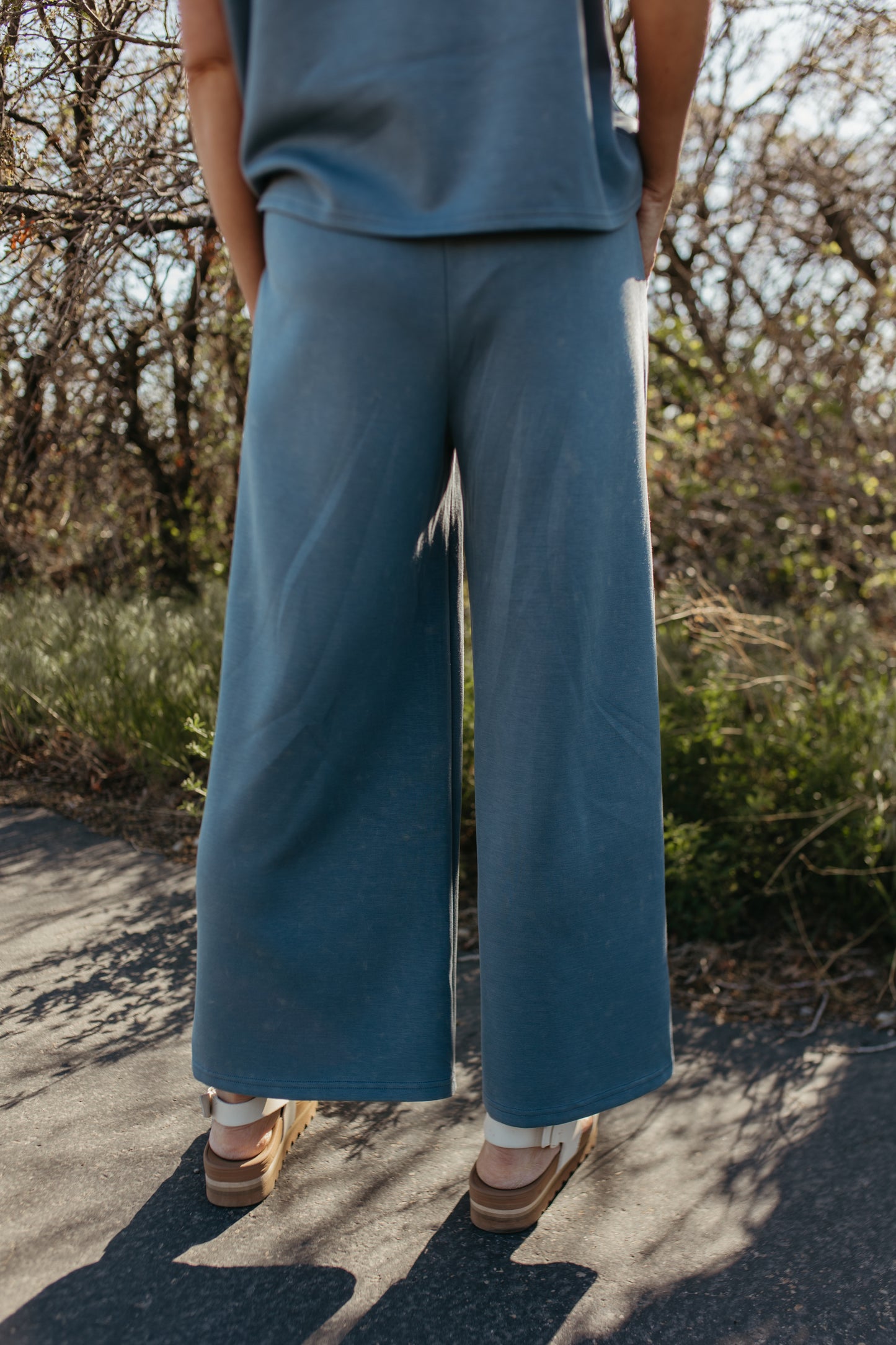 THE GENEVIEVE MINERAL WASHED BOTTOMS IN BLUE
