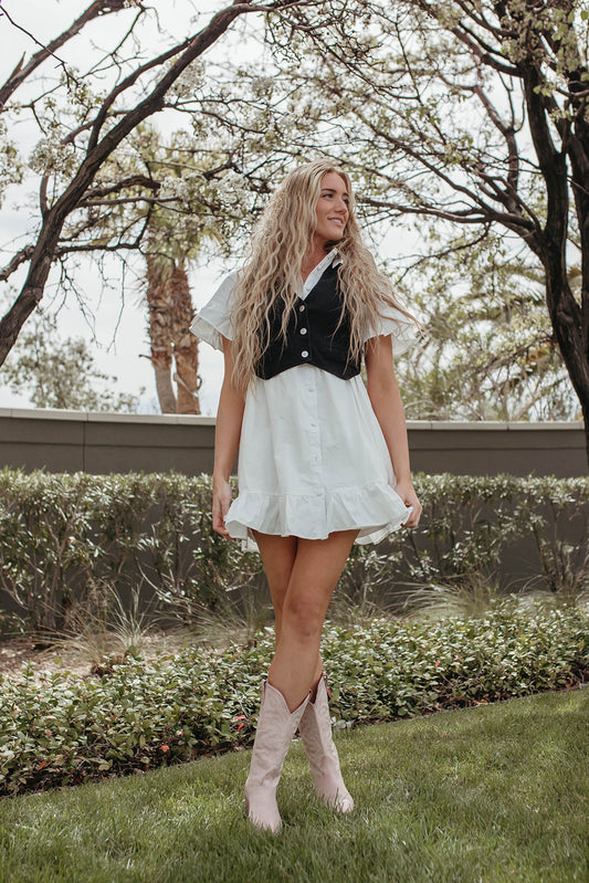 THE ARDEN COLLARED DRESS IN WHITE