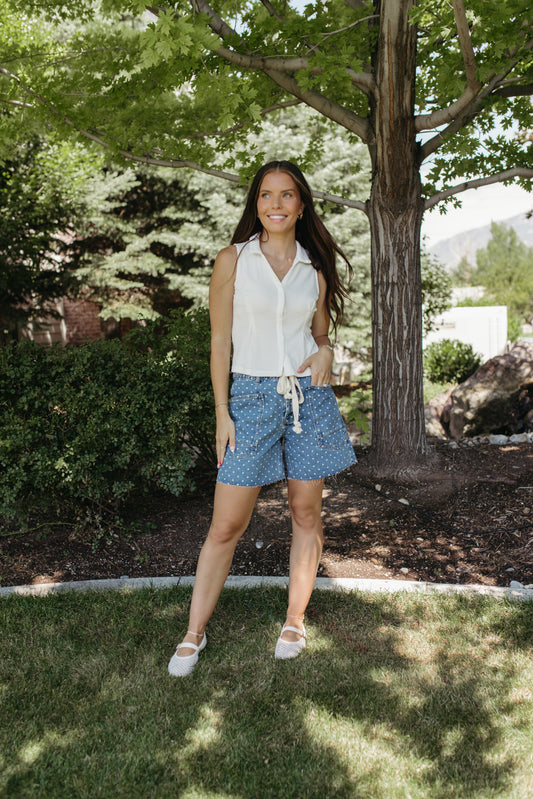 THE ELIZABETH COLLAR NECK TOP IN IVORY