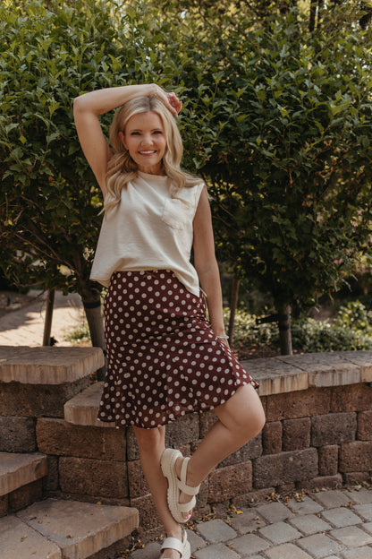THE KHYLEE SLEEVELESS COTTON TOP IN OFF WHITE