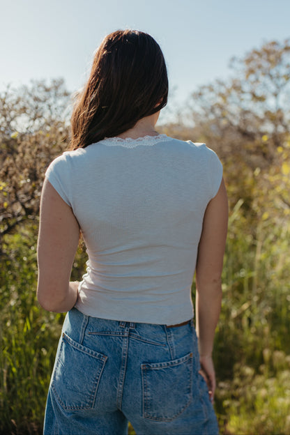 THE EVERLY LACE TEE IN BLUE