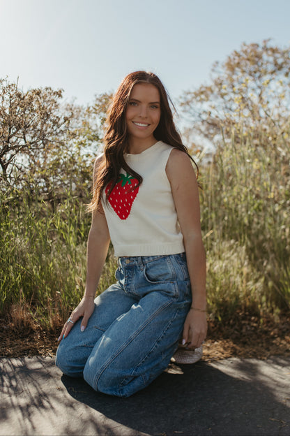THE PIPER STRAWBERRY KNIT TANK