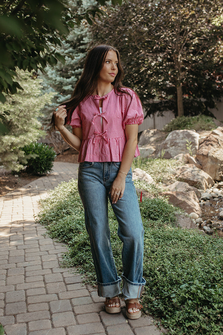 THE DARLENE GINGHAM PUFF SLEEVE BLOUSE IN RED