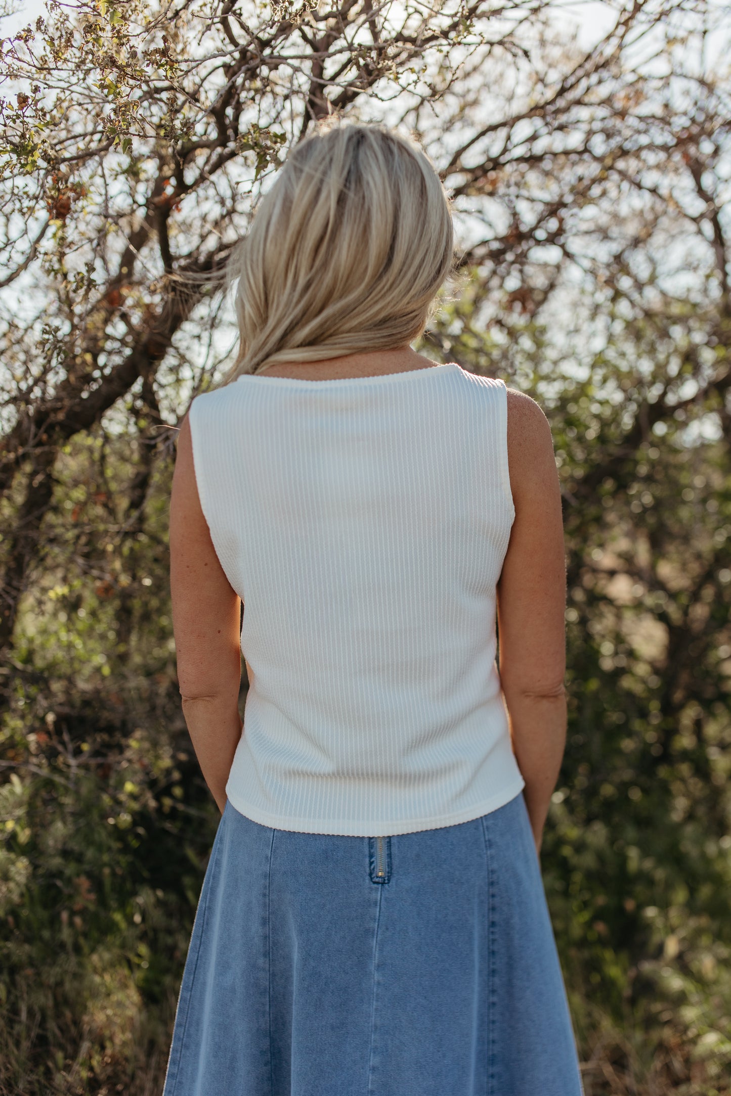 THE SOPHIE TEXTURED BUTTON TANK IN WHITE
