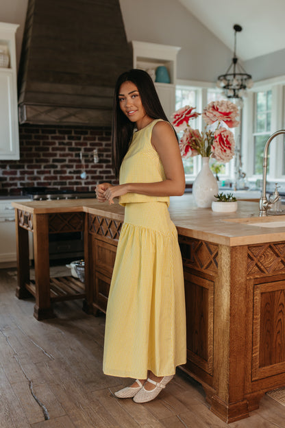 THE PRESLEY GINGHAM TOP IN LEMON
