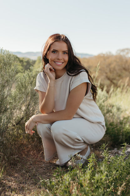 THE GENEVIEVE MINERAL WASHED TOP IN CREAM
