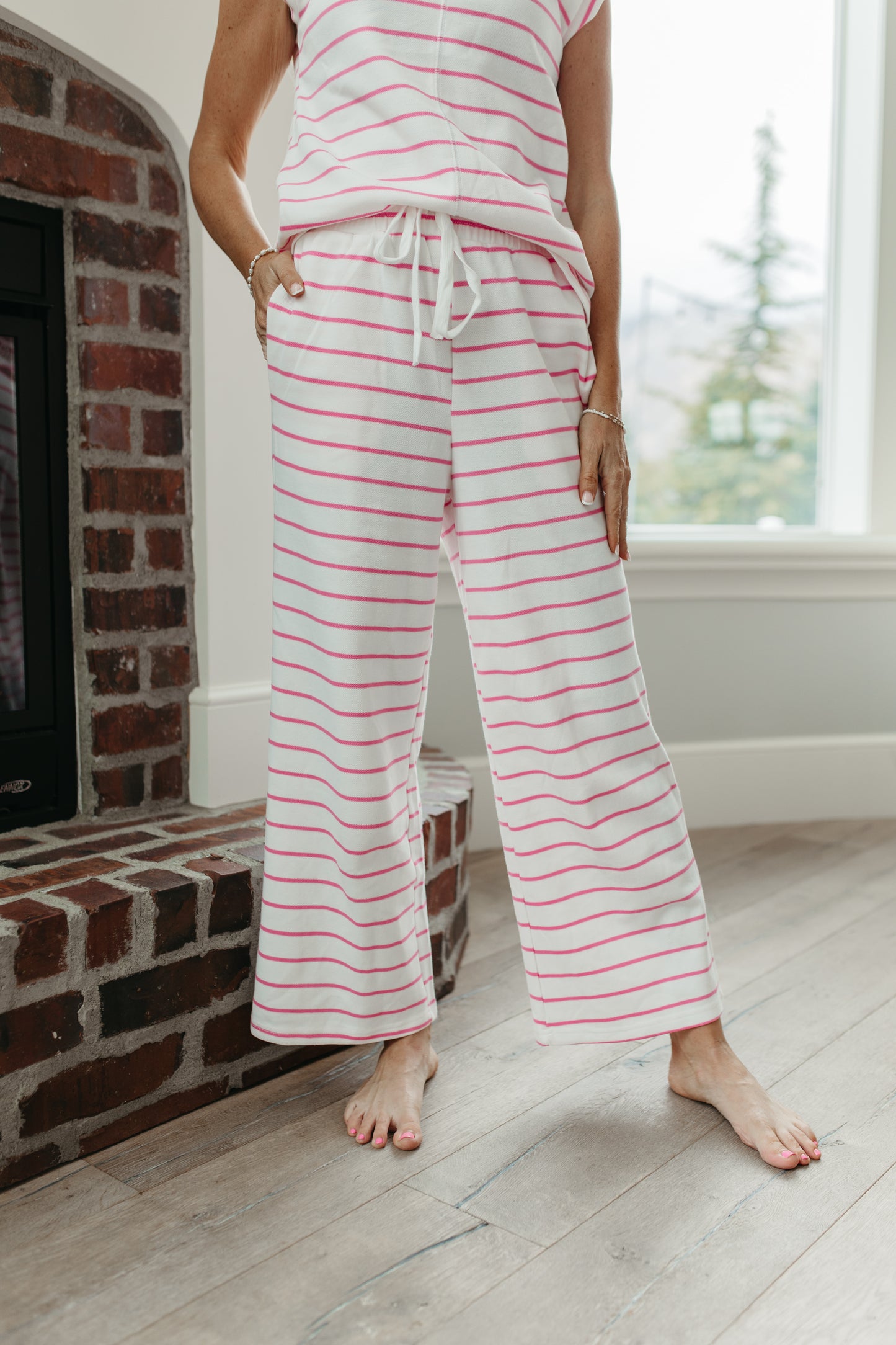 THE ELSIE STRIPED SHORT SLEEVE SET IN PINK