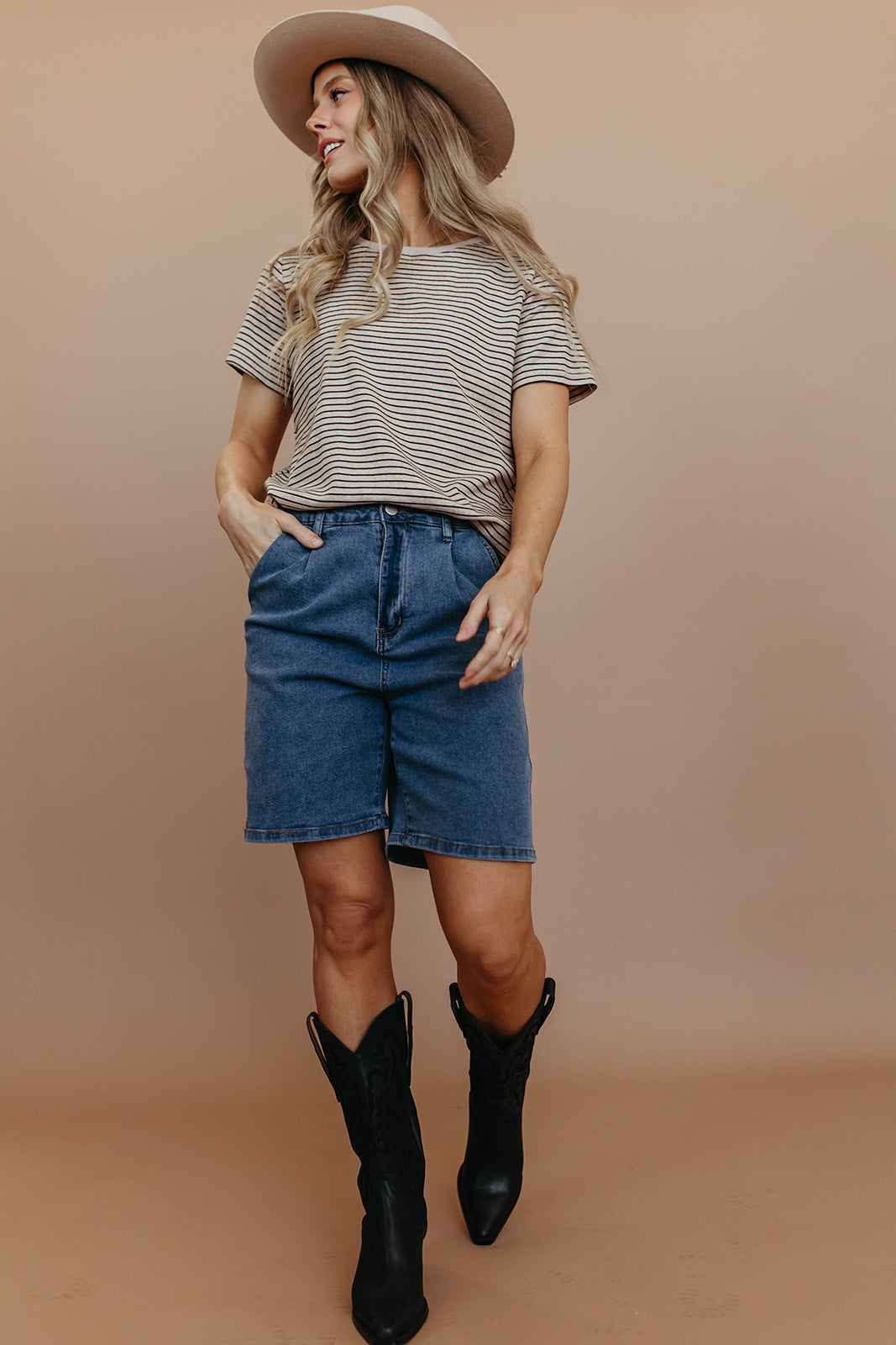 THE OAKLEE STRIPED TOP IN OATMEAL