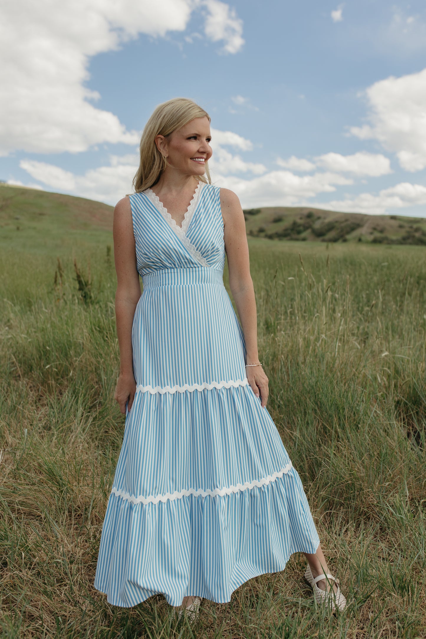 THE PAULINA V-NECK BLUE STRIPED DRESS
