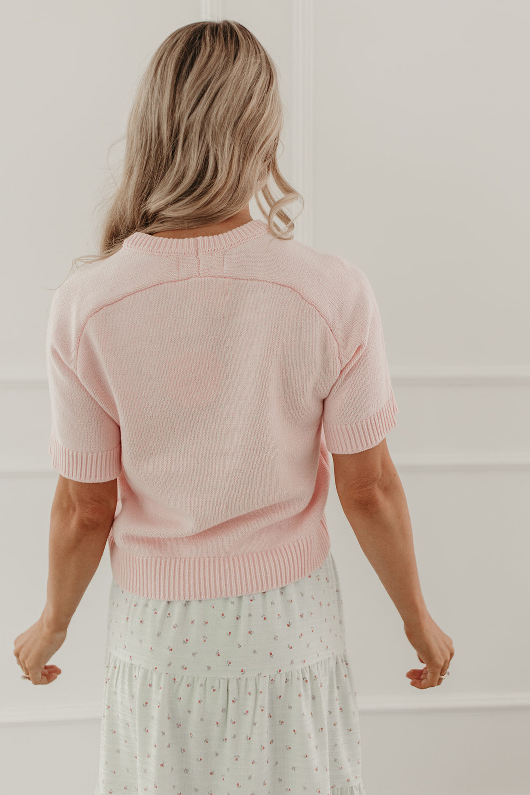 THE MEADOW SHORT SLEEVE SWEATER IN PINK