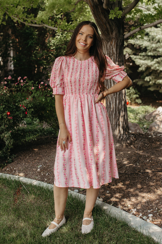 THE VIOLETTA PINK FLORAL MIDI DRESS