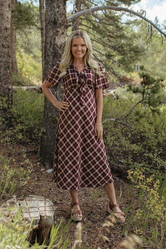 THE IVY PLAID MIDI V-NECK DRESS IN BURGUNDY