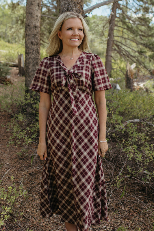 THE IVY PLAID MIDI V-NECK DRESS IN BURGUNDY