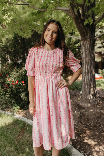 THE VIOLETTA PINK FLORAL MIDI DRESS