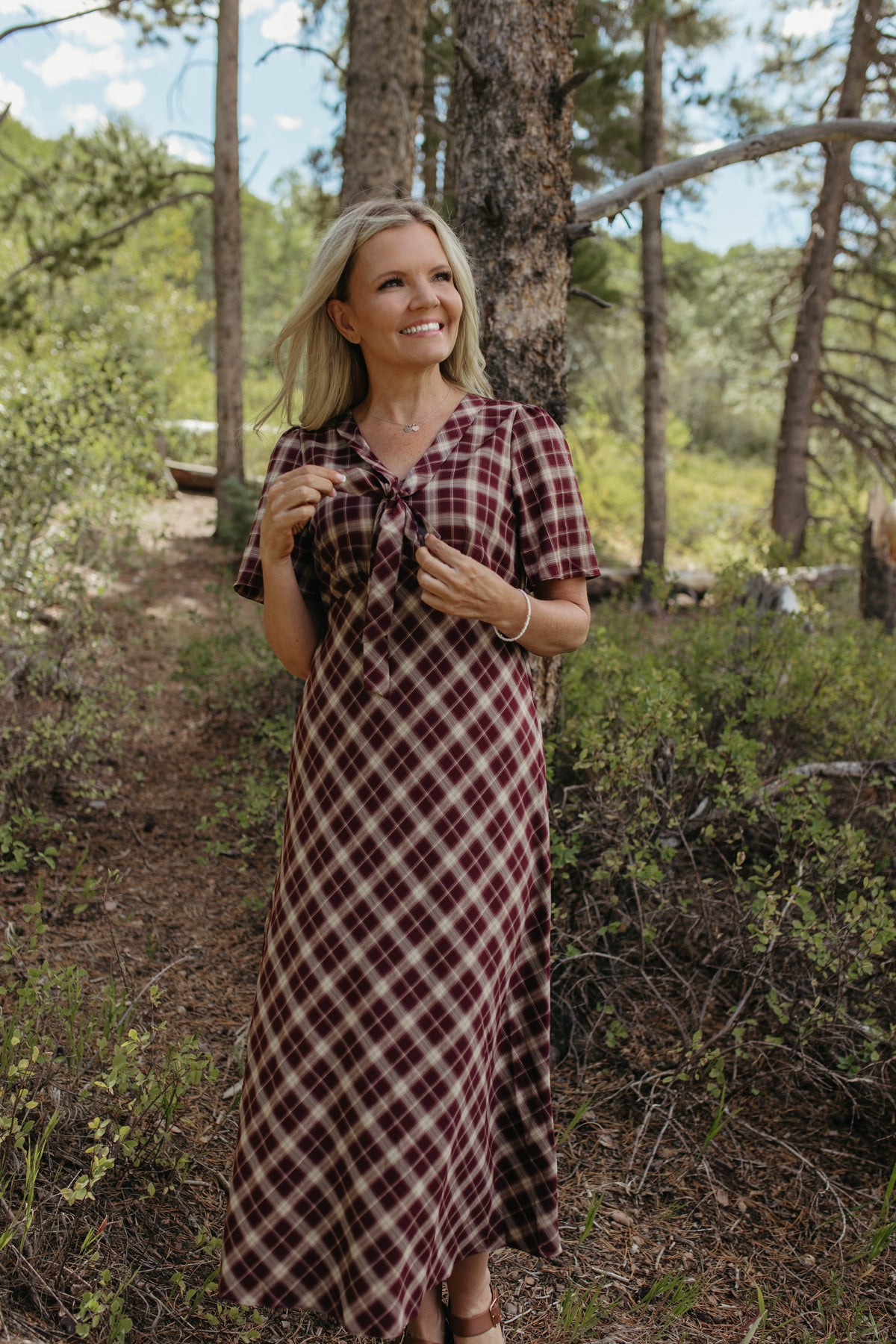 THE IVY PLAID MIDI V-NECK DRESS IN BURGUNDY
