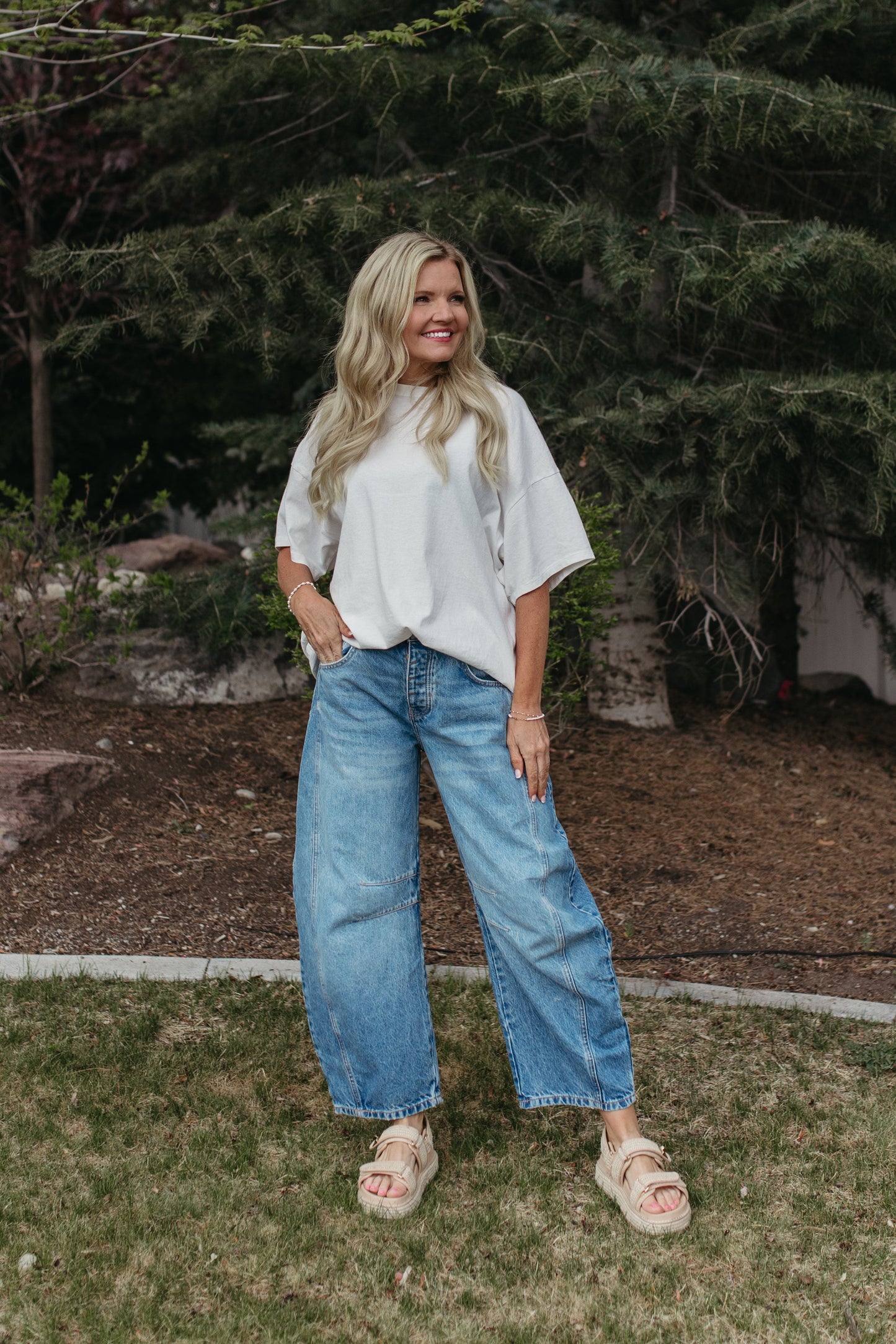 THE JOURNI OVERSIZED SHORT SLEEVE SHIRT IN OFF WHITE