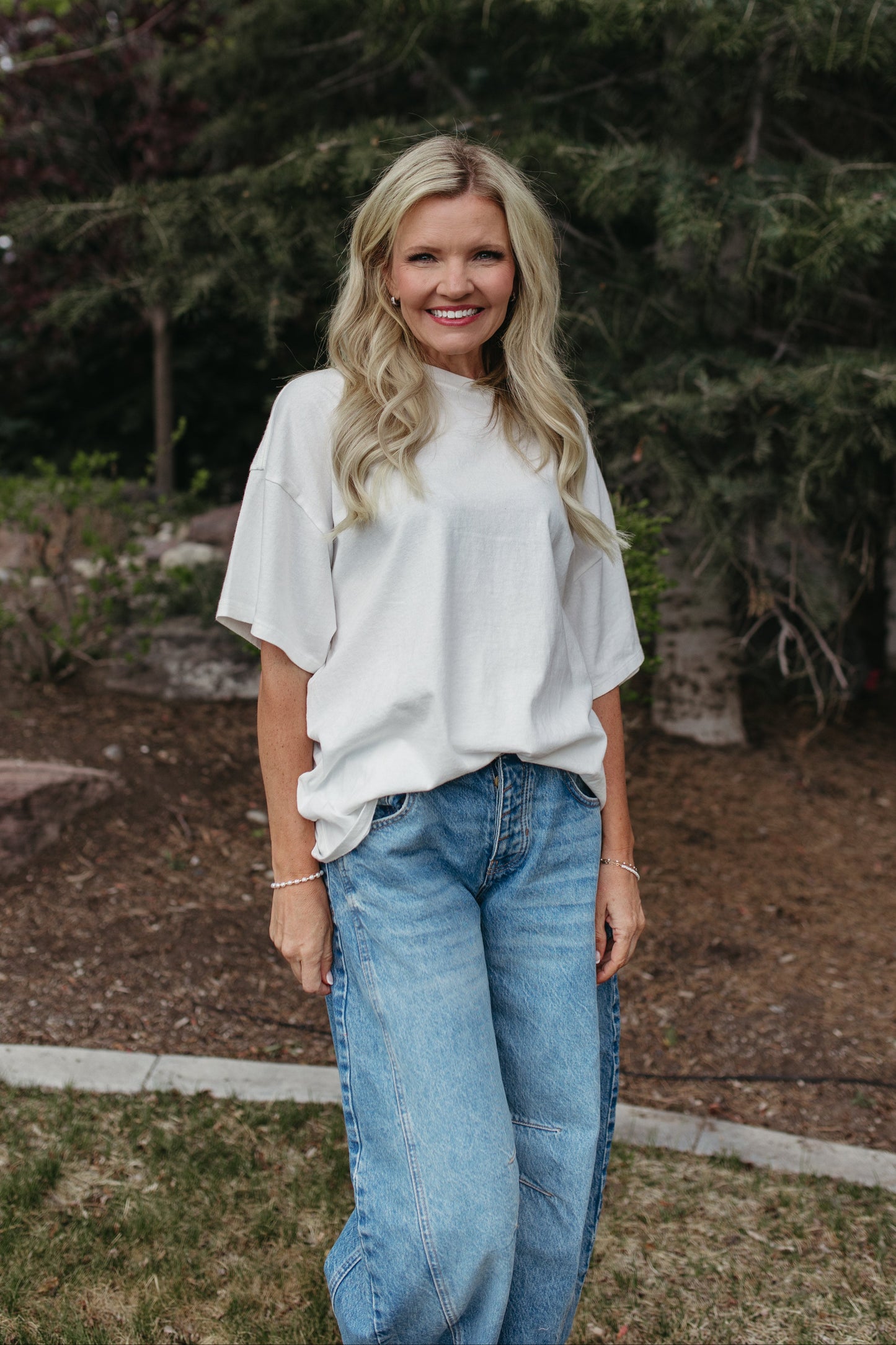 THE JOURNI OVERSIZED SHORT SLEEVE SHIRT IN OFF WHITE