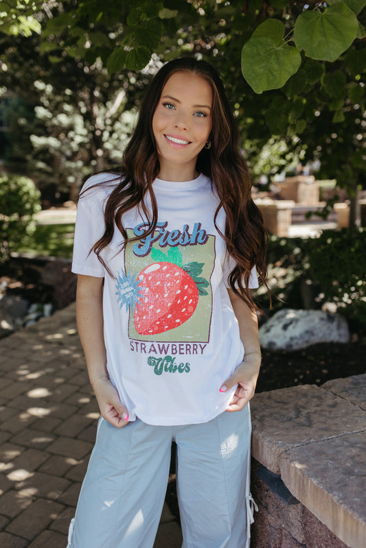 THE EDITH PRINTED OVERSIZED TEE IN WHITE