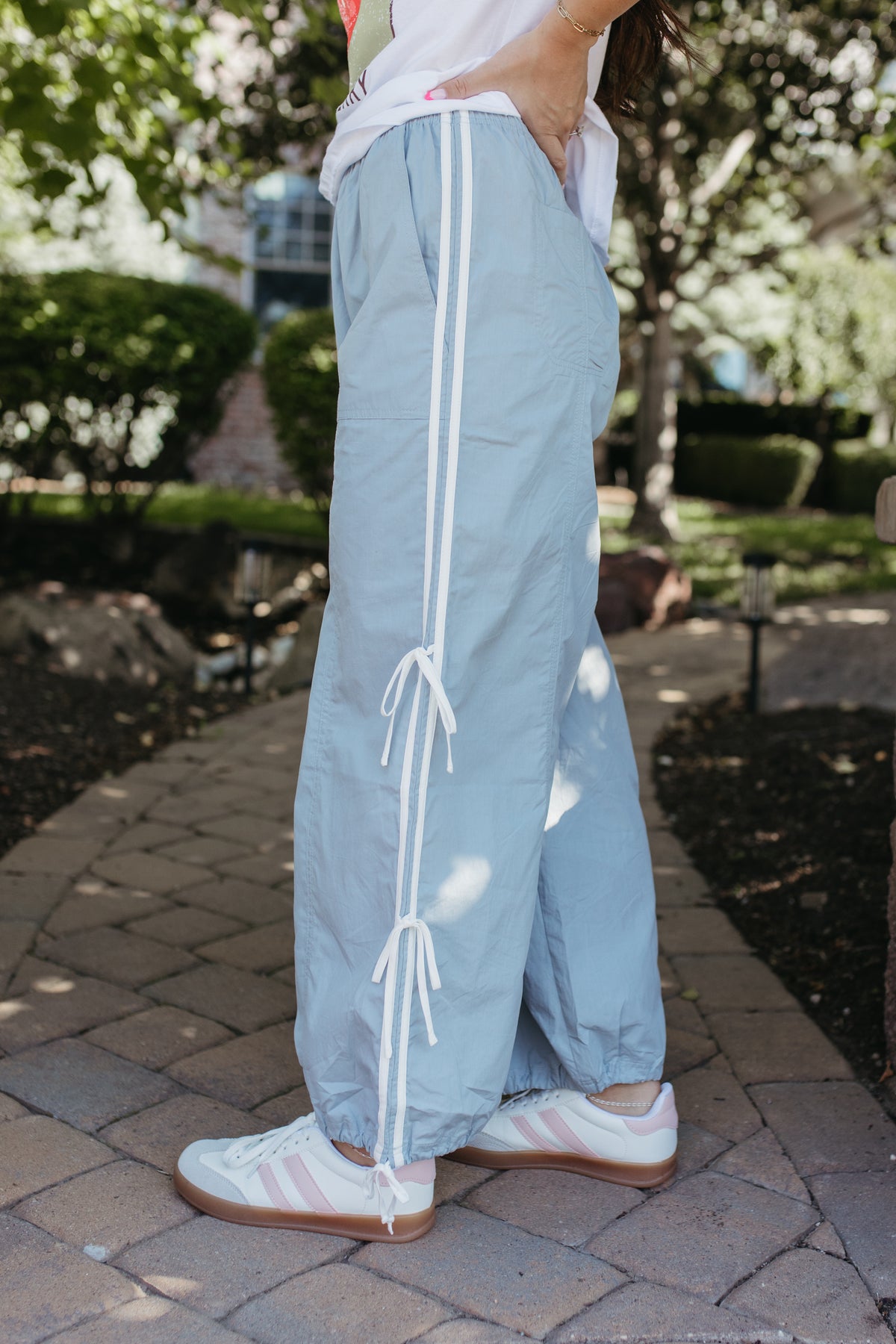 THE OCTAVIA STRIPED PANTS IN DUSTY BLUE