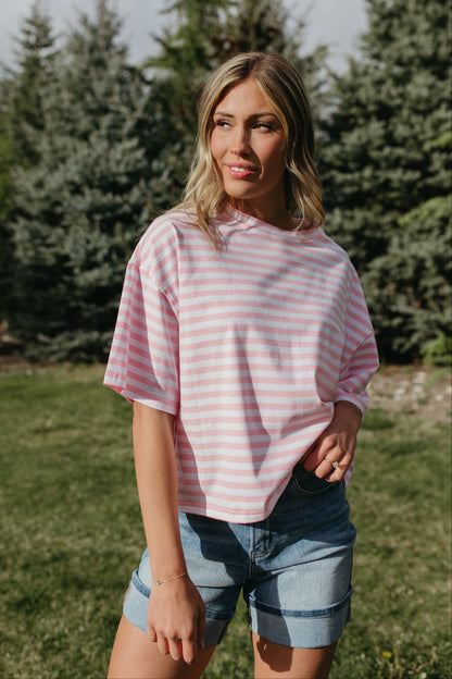 THE EVELYN OVERSIZED STRIPE TEE IN PINK/WHITE