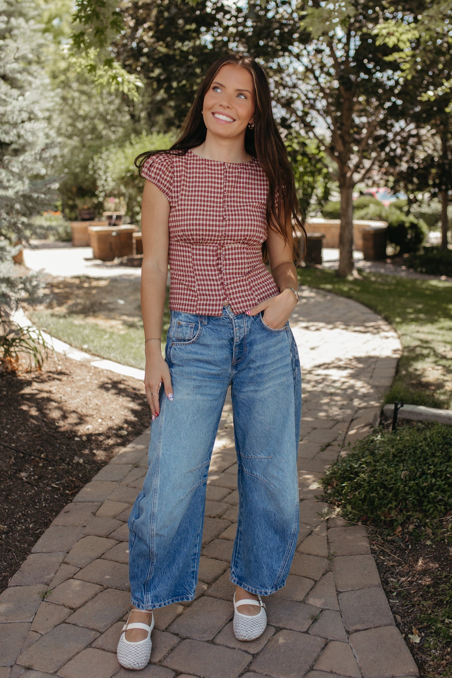 THE COLBIE PLAID PUFF SLEEVE BUTTON TOP IN BURGUNDY
