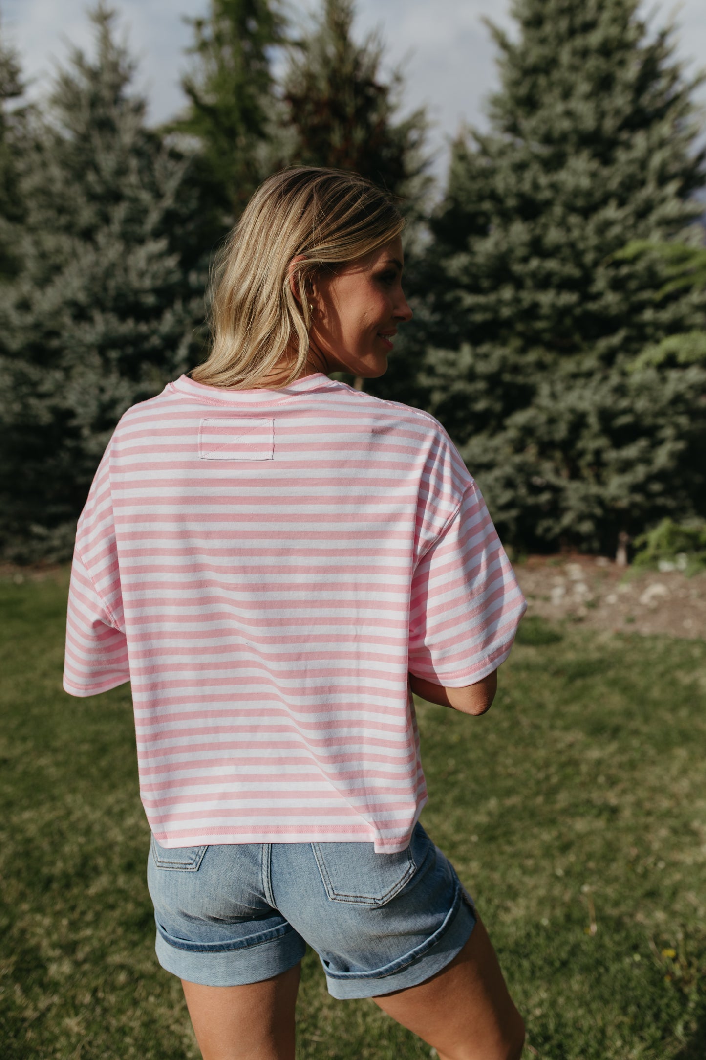 THE EVELYN OVERSIZED STRIPE TEE IN PINK/WHITE