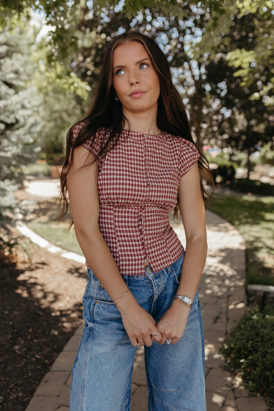 THE COLBIE PLAID PUFF SLEEVE BUTTON TOP IN BURGUNDY