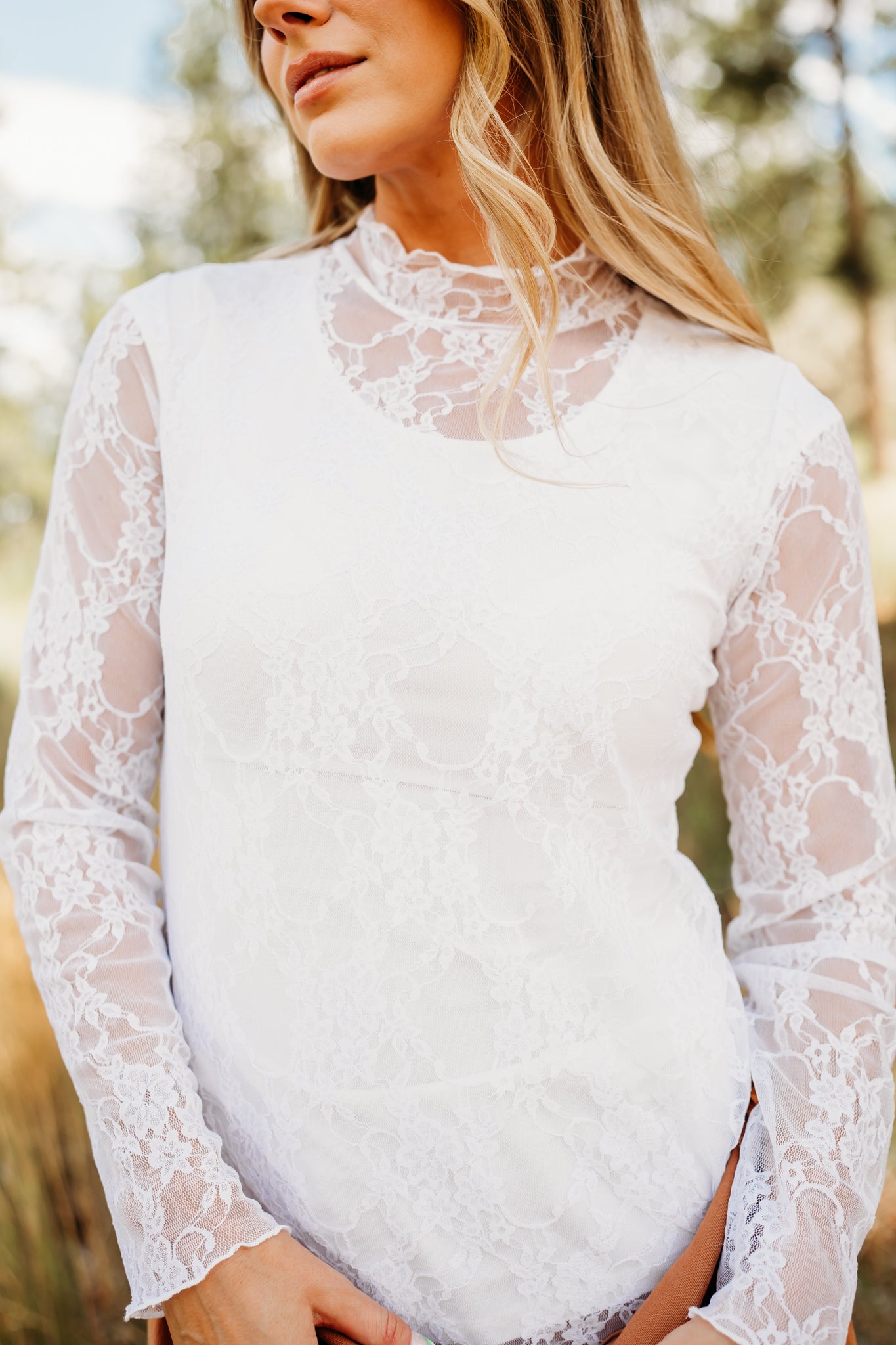 THE FLORAL LACE MOCK NECK TOP IN WHITE