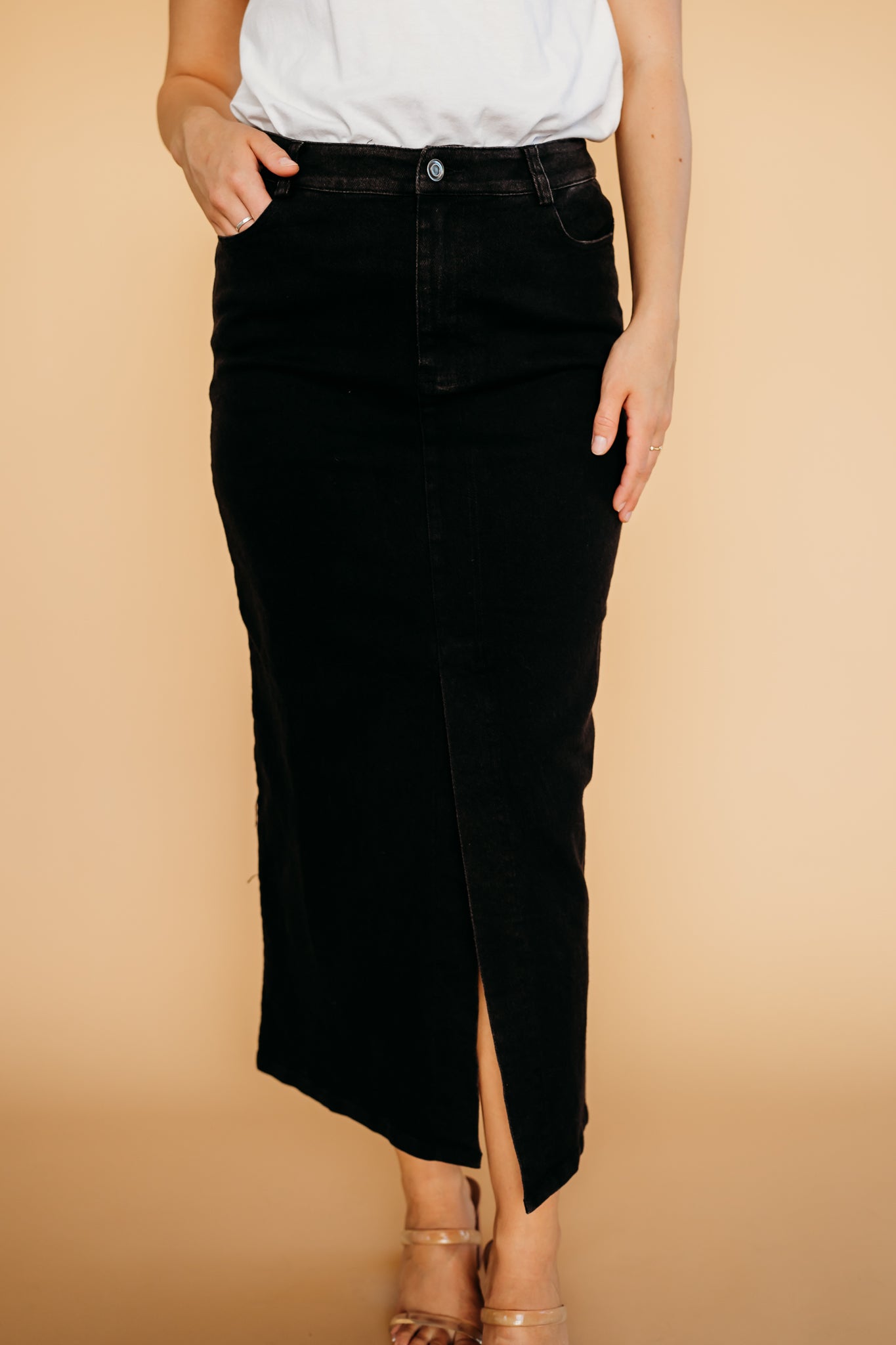 Modest black denim skirt | PINK DESERT