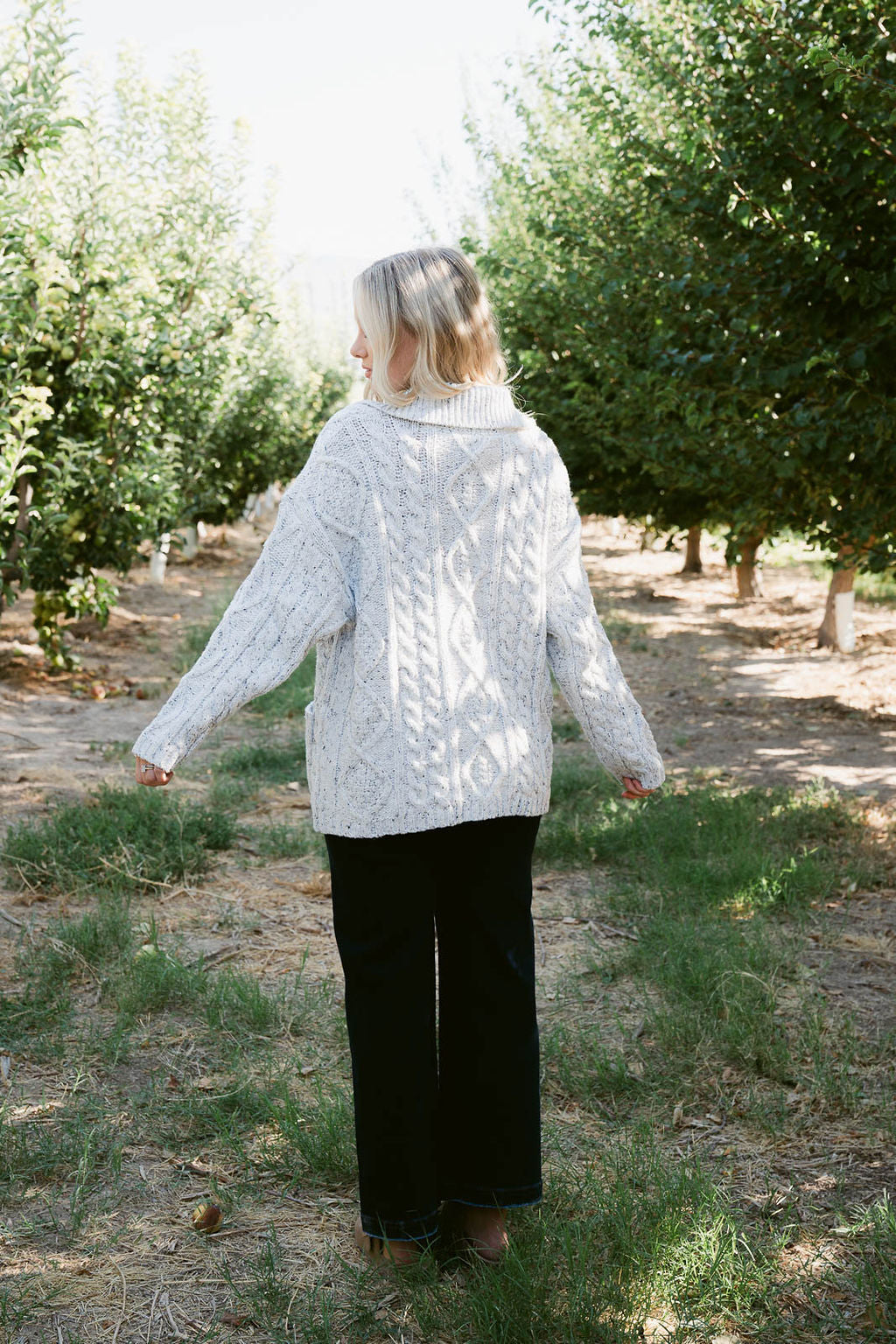 THE RACHEL OVERSIZED CARDIGAN IN GREY