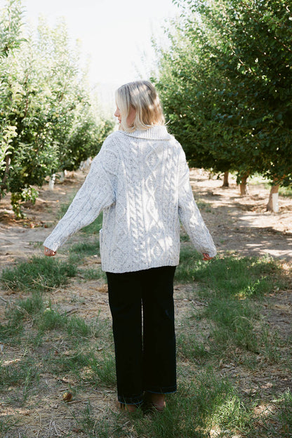 THE RACHEL OVERSIZED CARDIGAN IN GREY