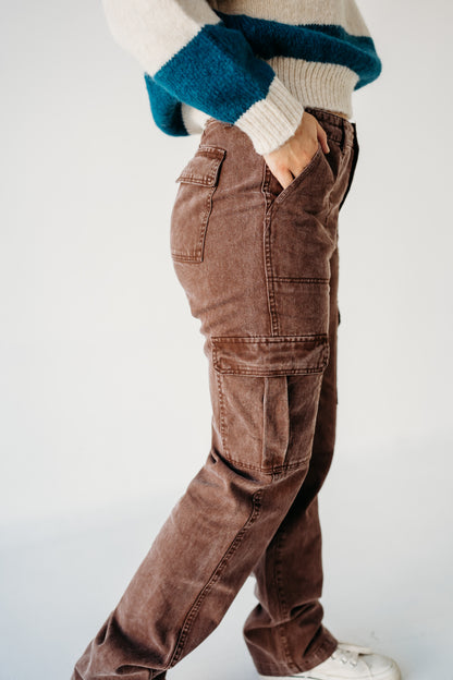 Neutral cargo jeans for fall | PINK DESERT
