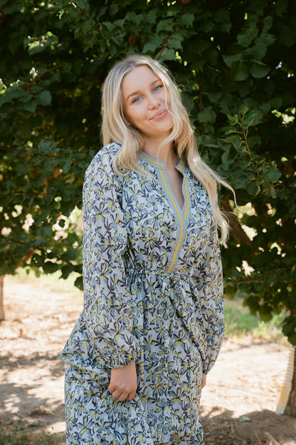 THE PAULA TIERED FLORAL DRESS IN BLUE