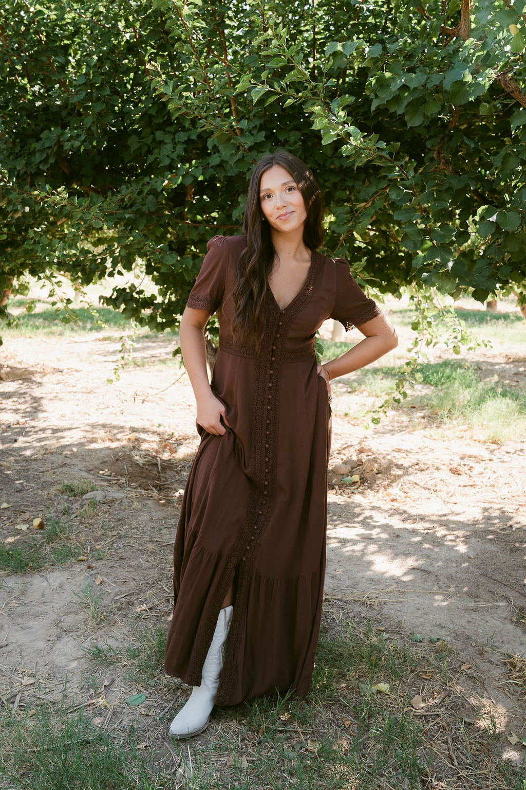 THE ROSEMARIE BUTTON MAXI IN MOCHA