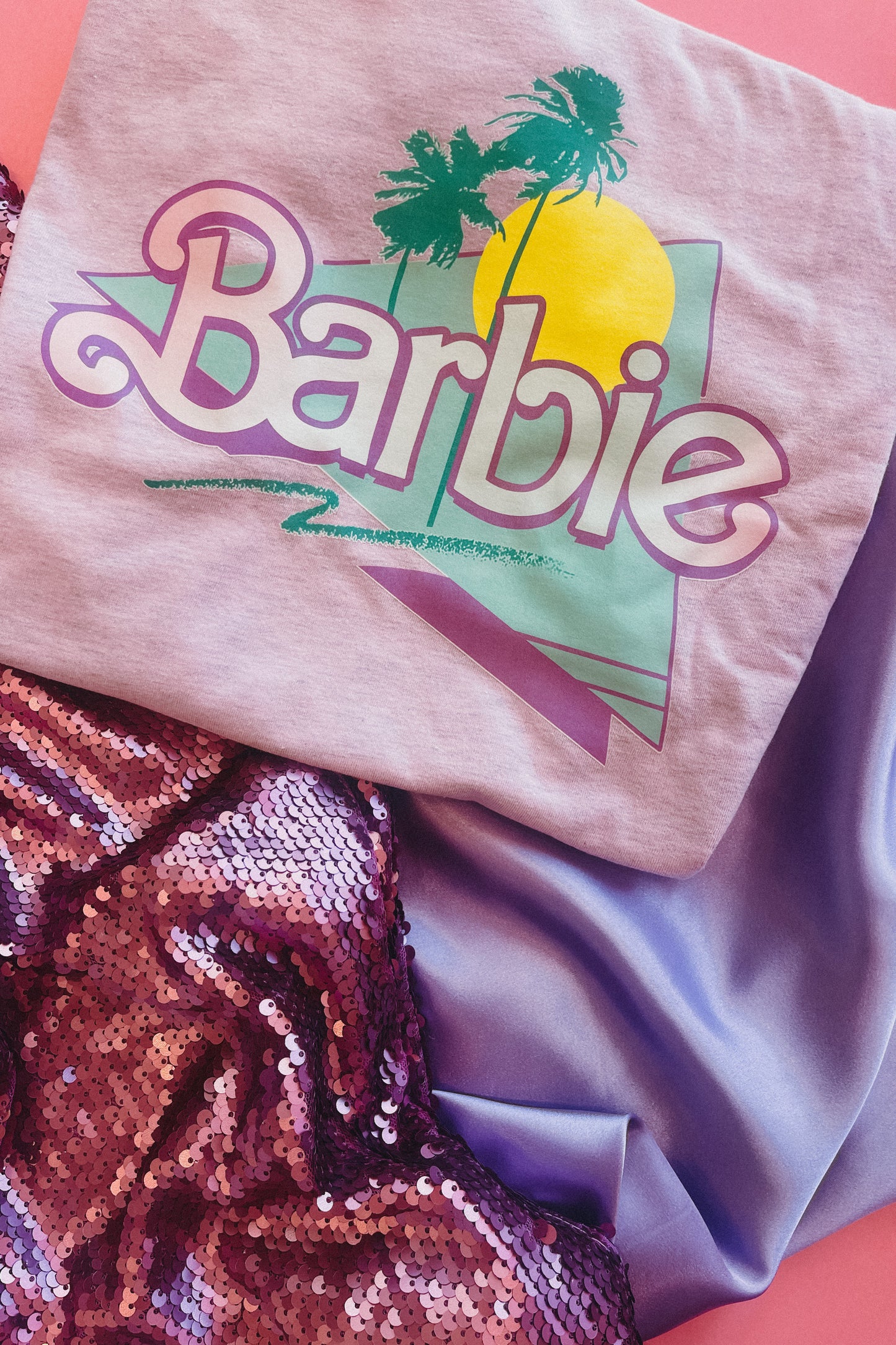 THE BARBIE DREAM HOUSE GRAPHIC TEE IN LILAC