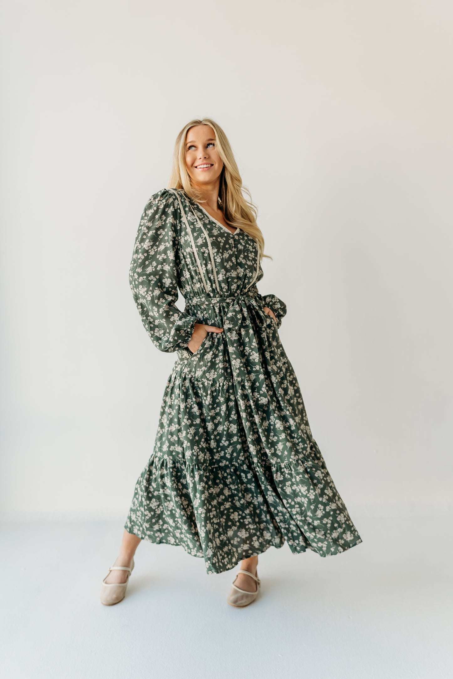 THE MATTILYN FLORAL DRESS IN GREEN