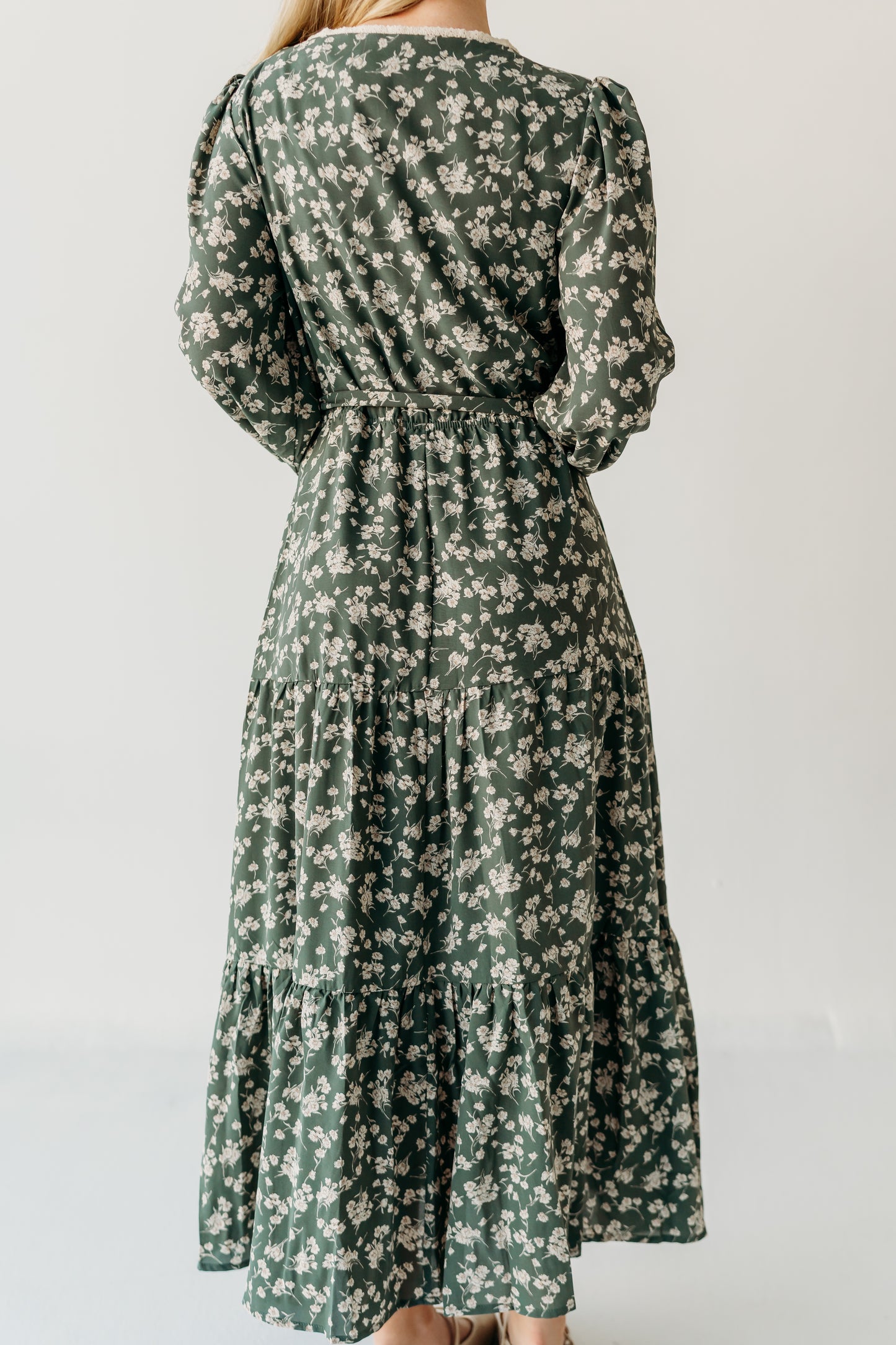 THE MATTILYN FLORAL DRESS IN GREEN