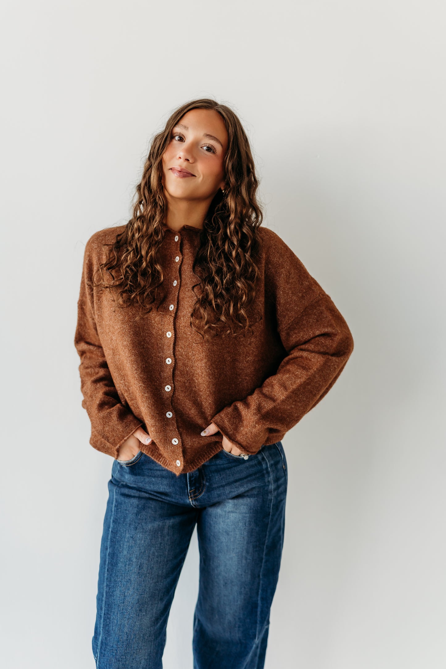 THE CAMPBELL CARDIGAN IN BROWN