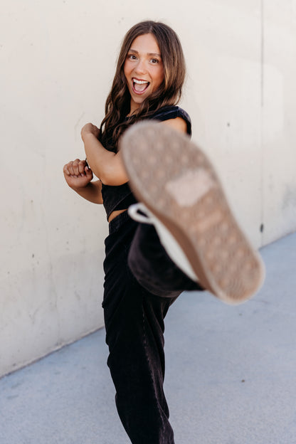 THE KYLIE CROSSOVER SET IN BLACK