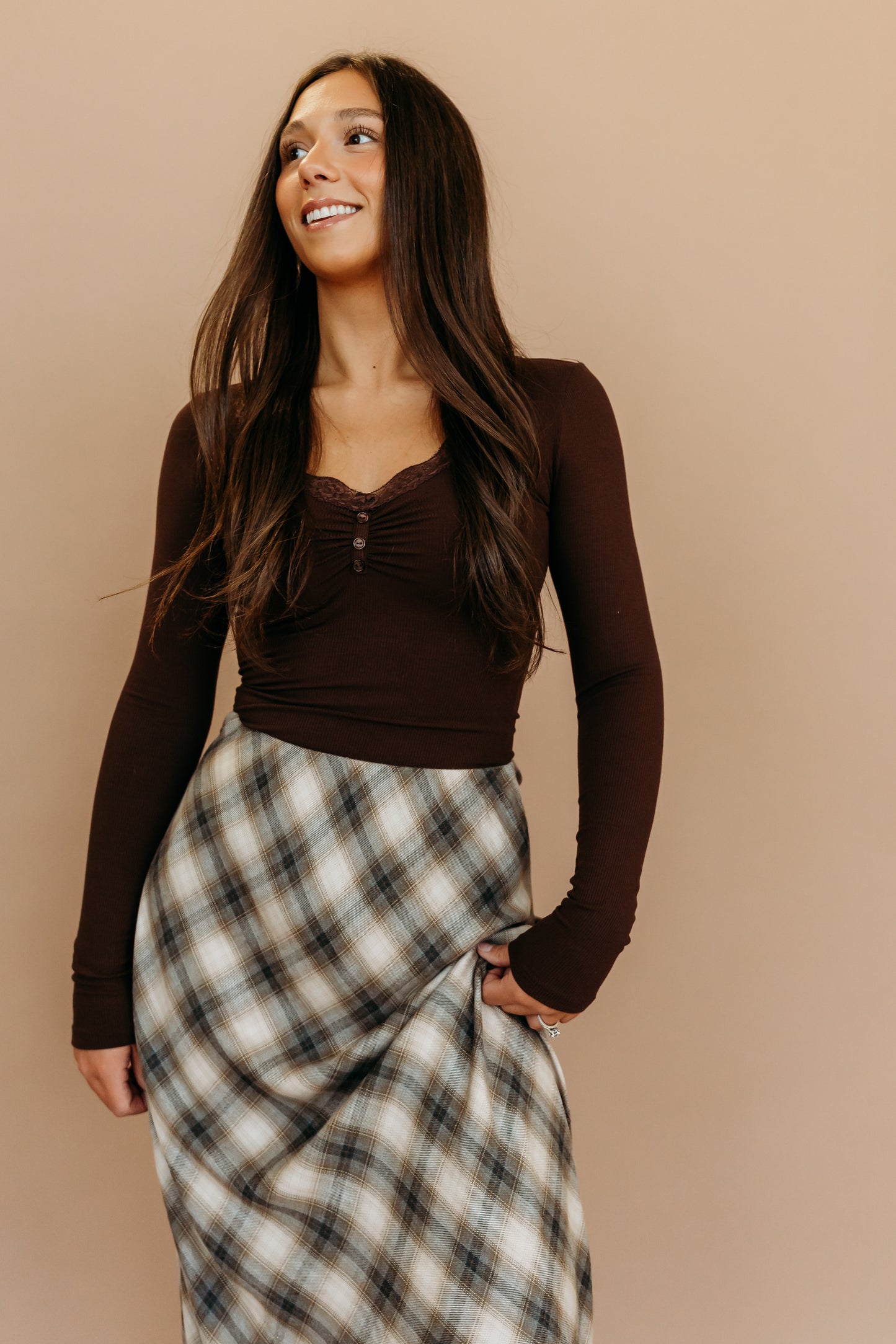 THE BENNY LACE LONG SLEEVE IN BROWN