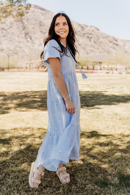 THE JULIANN FLORAL EMBROIDERED DRESS IN BLUE