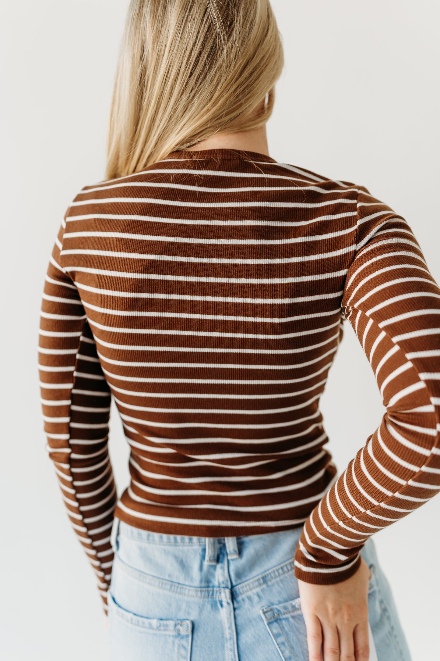 THE TRINITI STRIPED KNIT LONG SLEEVE IN BROWN
