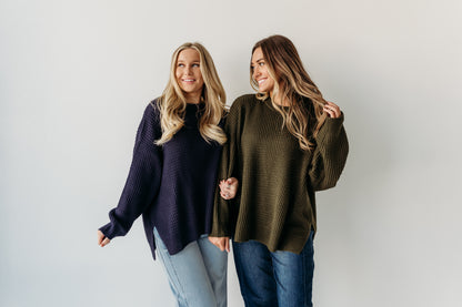 THE ALLI CLASSIC SWEATER IN NAVY