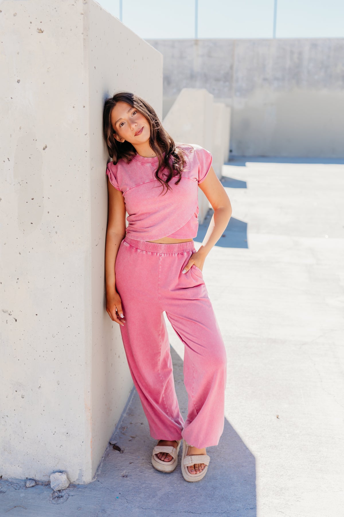 THE KYLIE CROSSOVER SET IN FUCHSIA