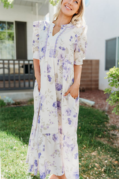 THE FINLEE FLORAL MIDI DRESS IN LILAC