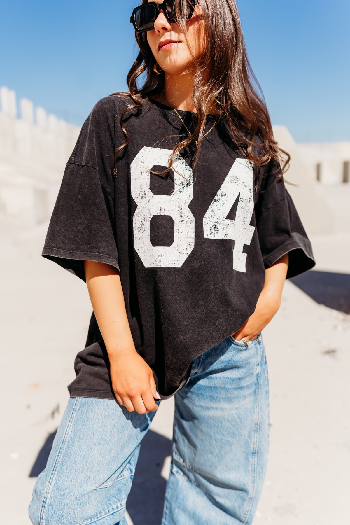THE 84 OVERSIZED GRAPHIC TEE IN BLACK