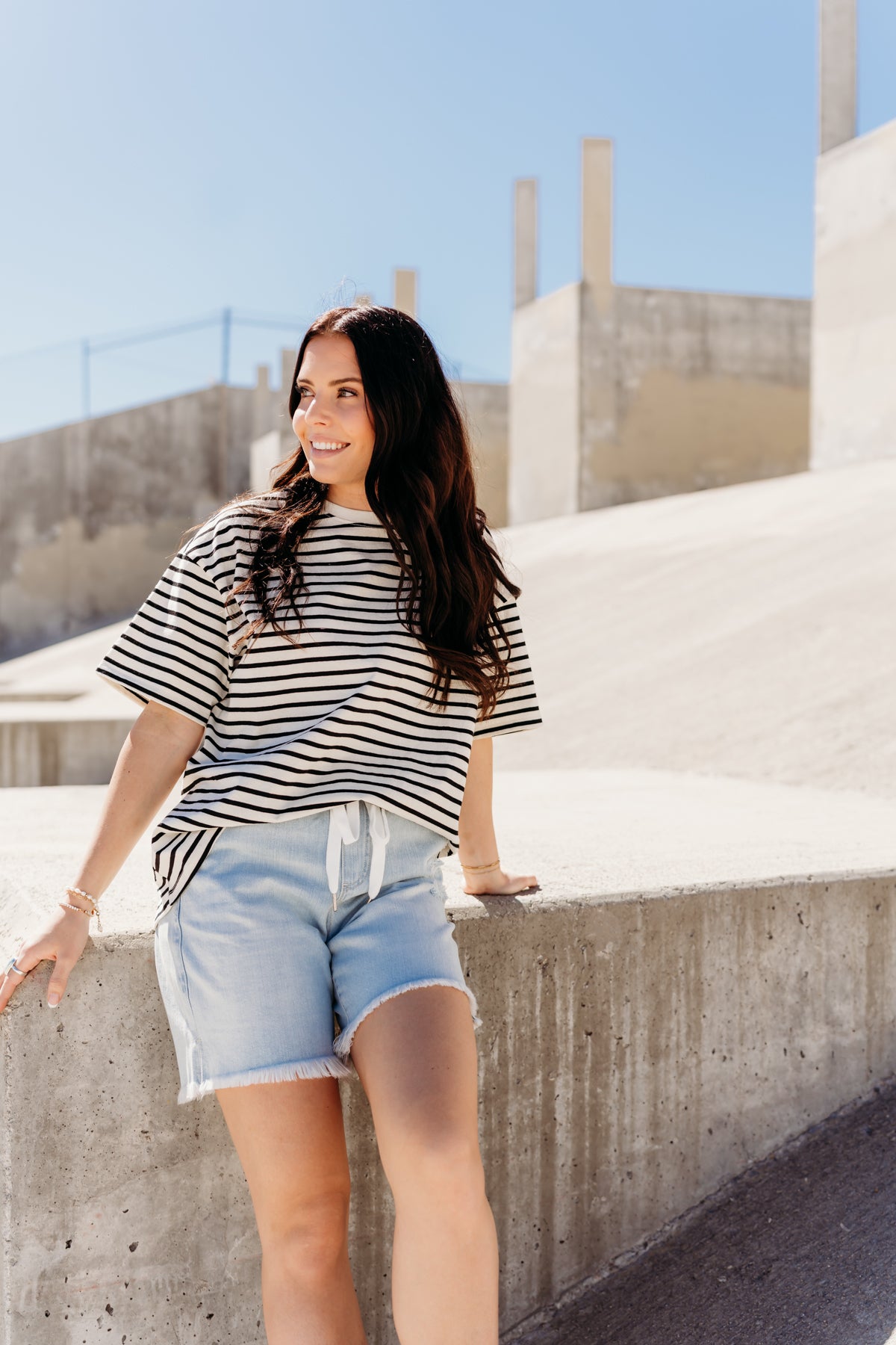THE AUGUST OVERSIZED STRIPED TEE IN BLACK