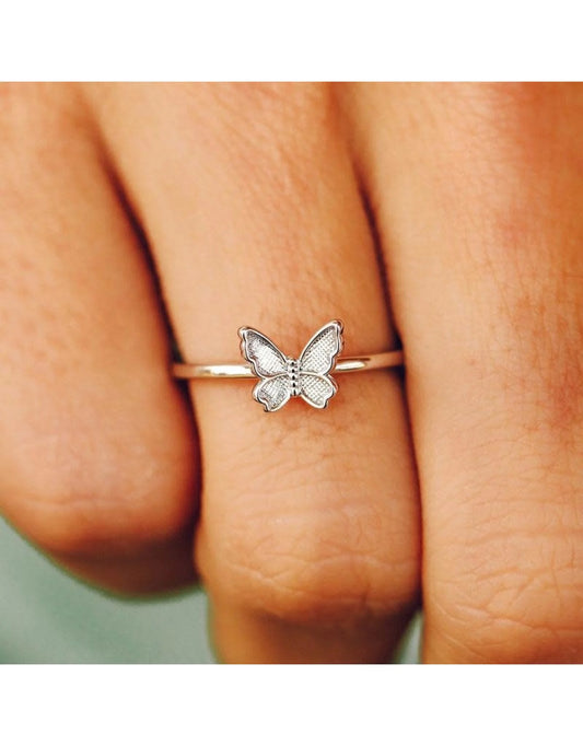 PURA VIDA BUTTERFLY IN FLIGHT RING IN SILVER