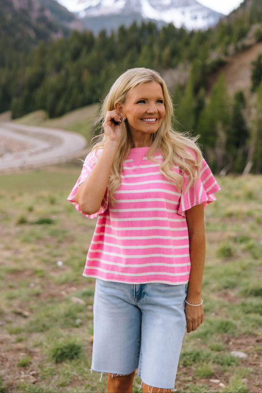 THE ZELLA RUFFLE SLEEVE STRIPE KNIT TOP IN PINK/WHITE